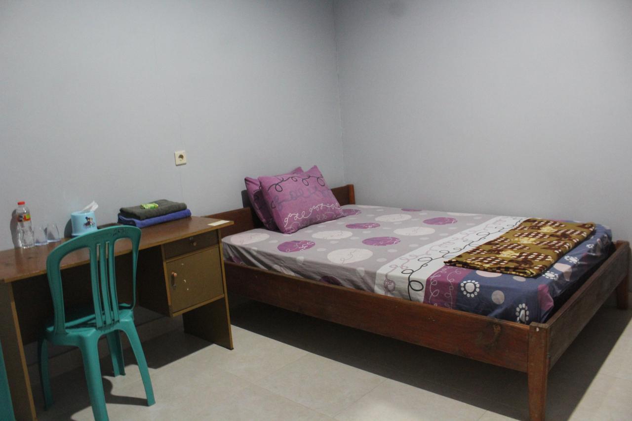Penginapan Artha Praya Exterior foto